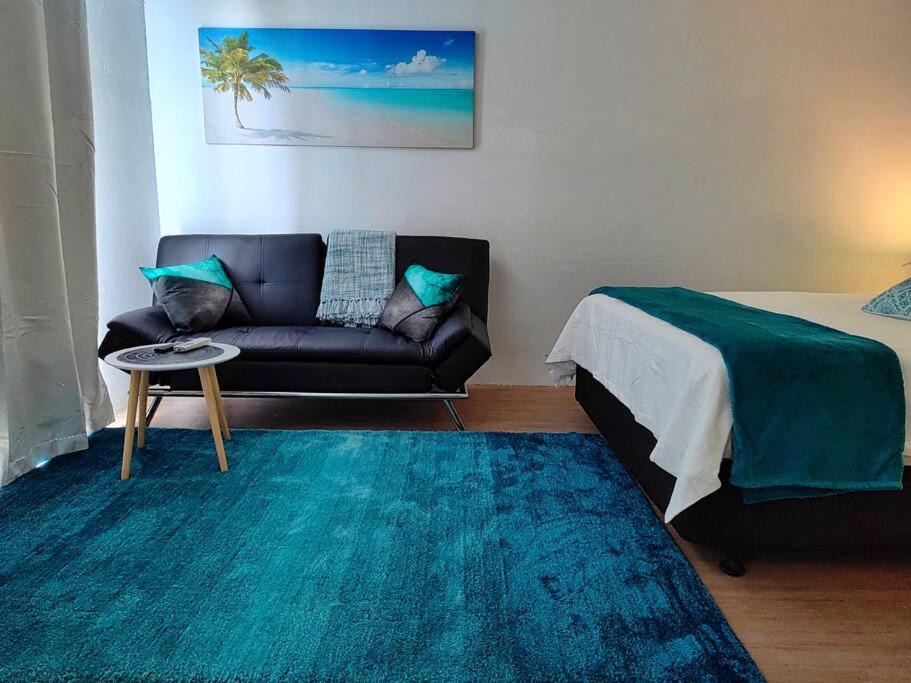 Photo of Others in Dolphin Heads