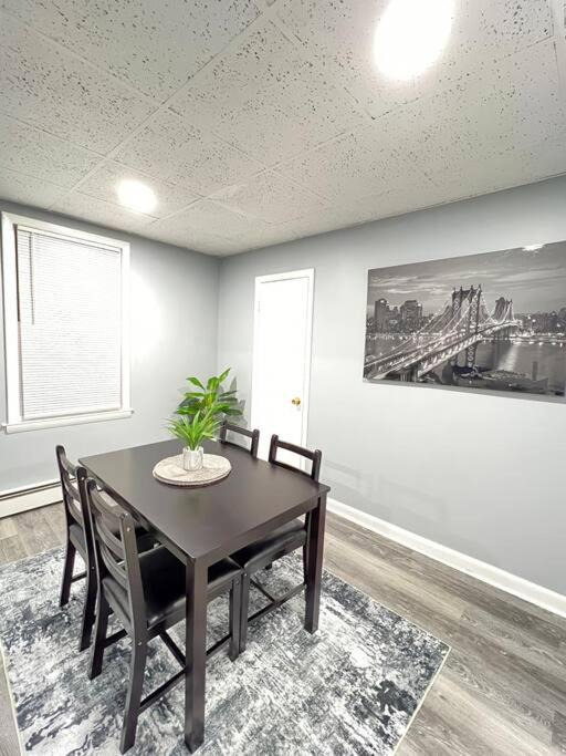 Photo of Others in New Britain