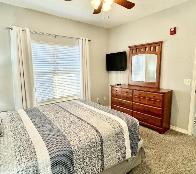 Photo of Bedroom in Hollister