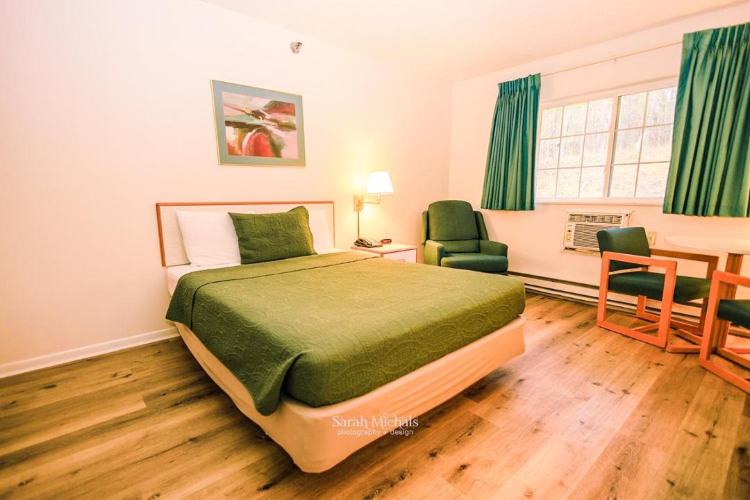 Photo of Bedroom in Iron Mountain
