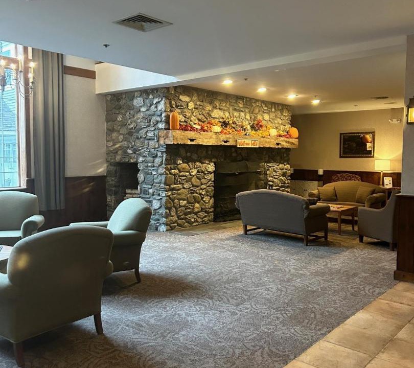 Photo of Livingroom in Hancock