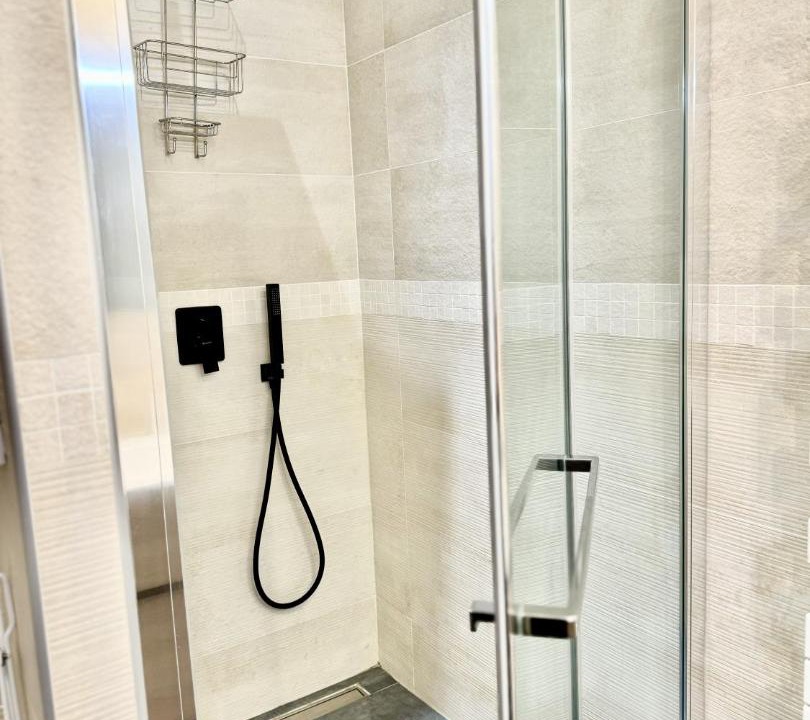 Photo of Bathroom in Carnot - Gailleton