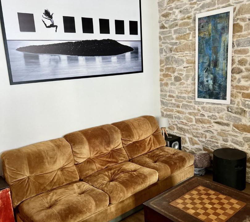 Photo of Livingroom in Carnot - Gailleton