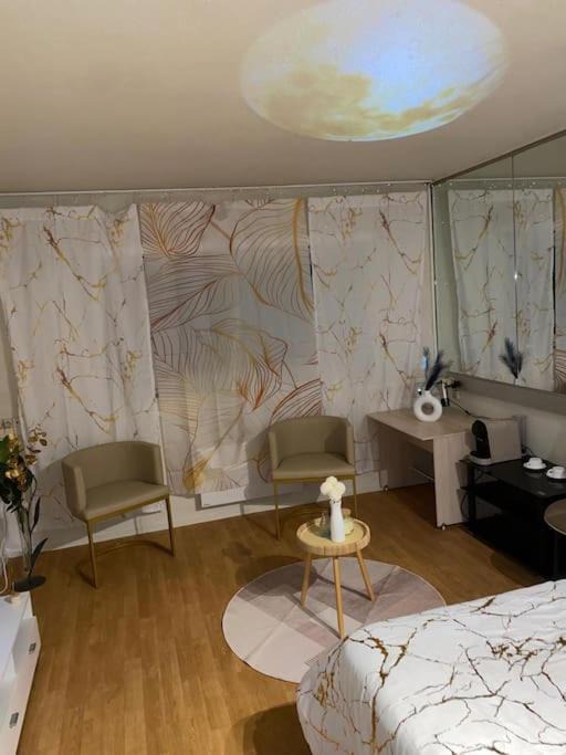 Photo of Others in Carquefou