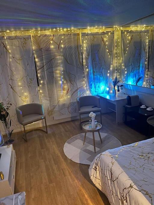 Photo of Others in Carquefou