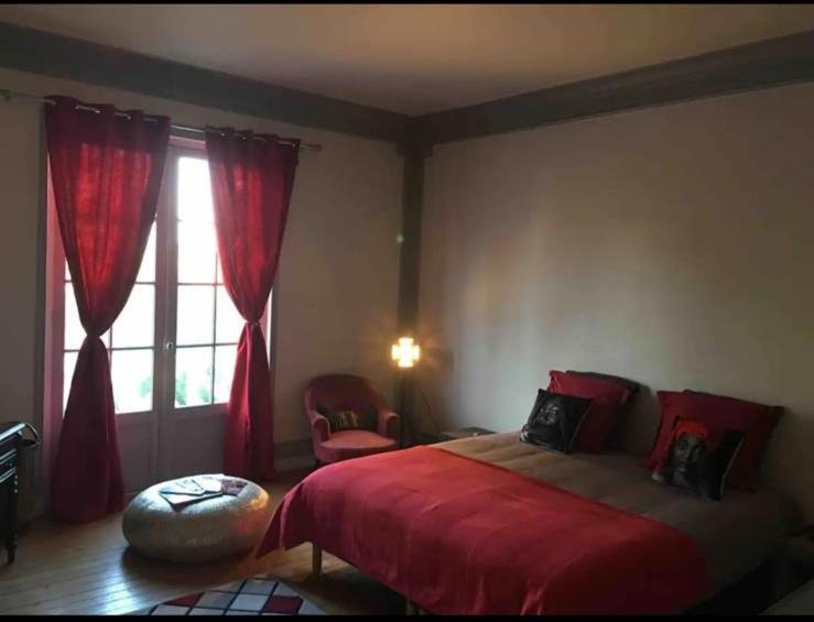 Photo of Bedroom in Vernouillet