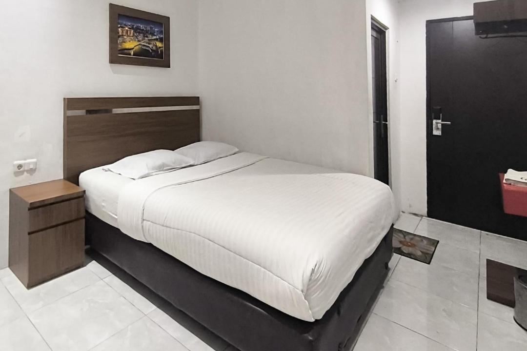 Photo of Bedroom in Makassar