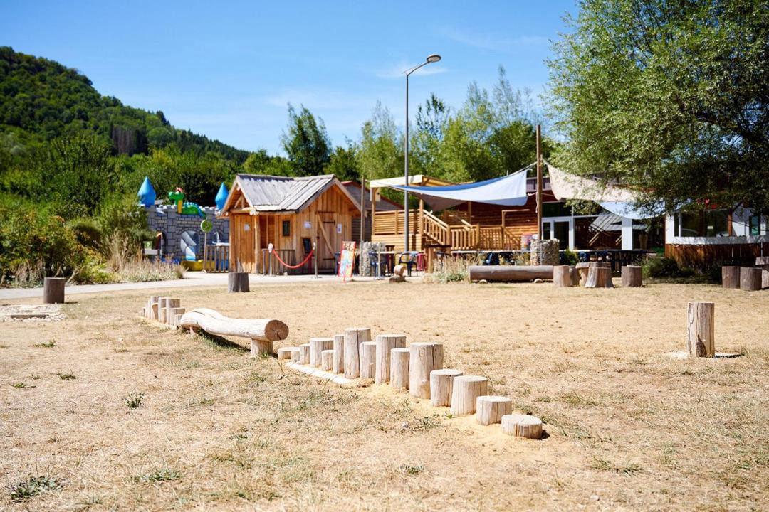 Photo of Others in Ornans