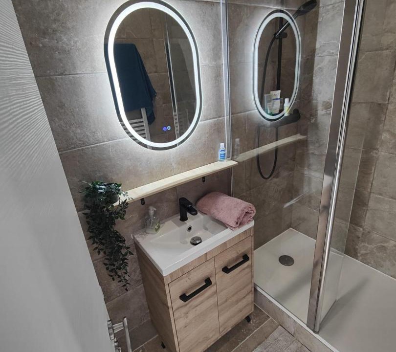 Photo of Bathroom in Chenove