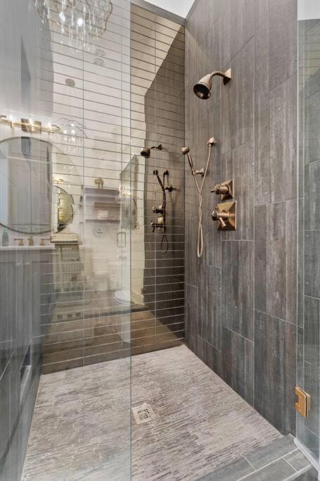 Photo of Bathroom in Mid America