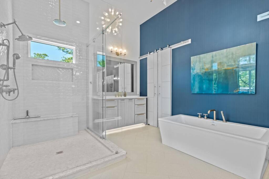 Photo of Bathroom in Mid America