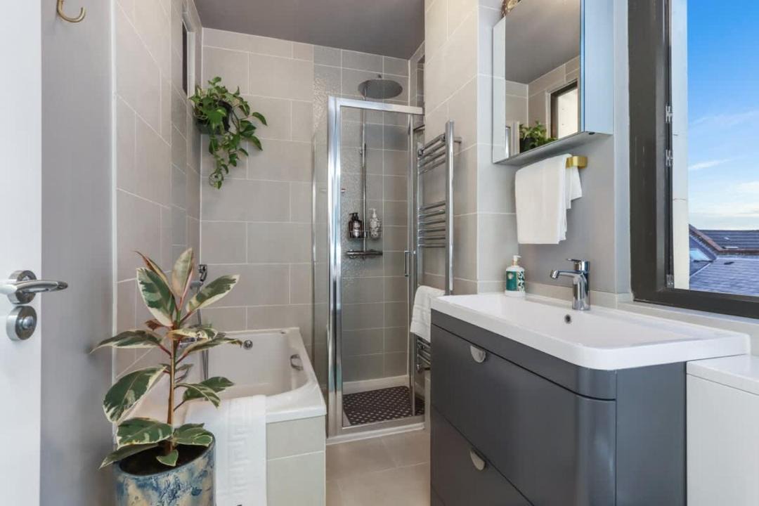 Photo of Others in Charlton