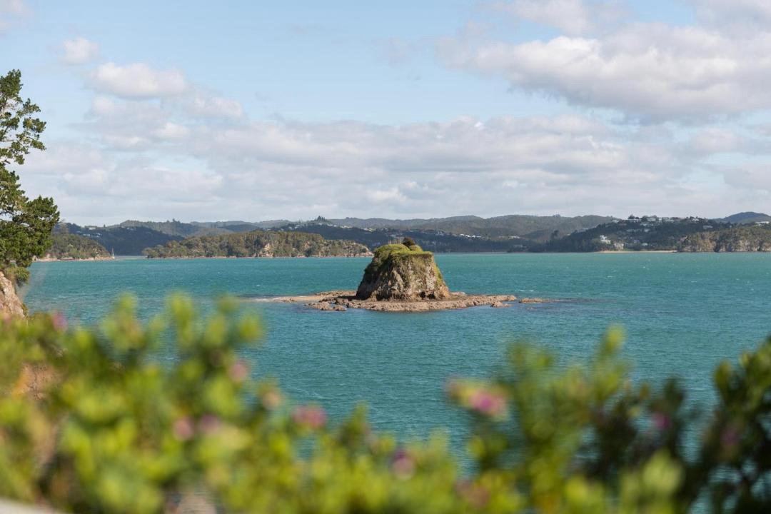 Photo of Outdoor in Russell