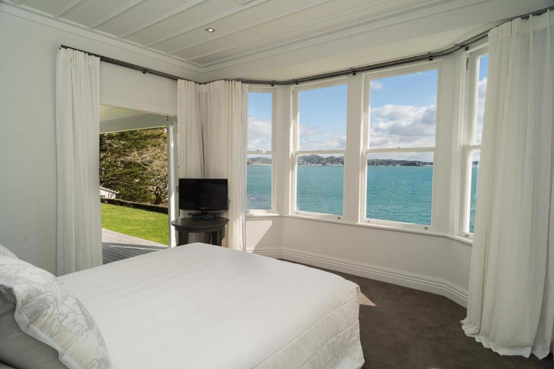 Photo of Bedroom in Russell