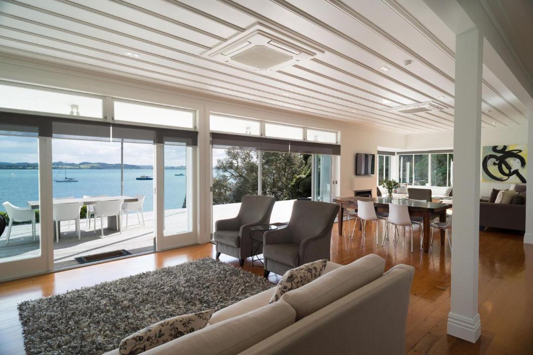 Photo of Livingroom in Russell