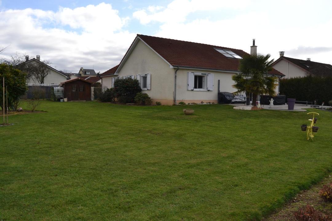 Photo of Others in Saint-Pavace