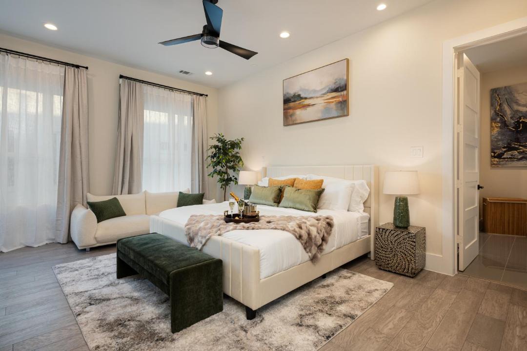 Photo of Bedroom in Washington Ave./ Memorial Park