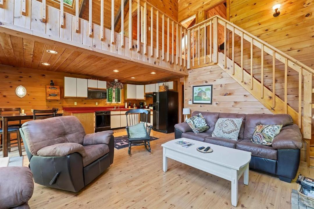 Photo of Others in Standish