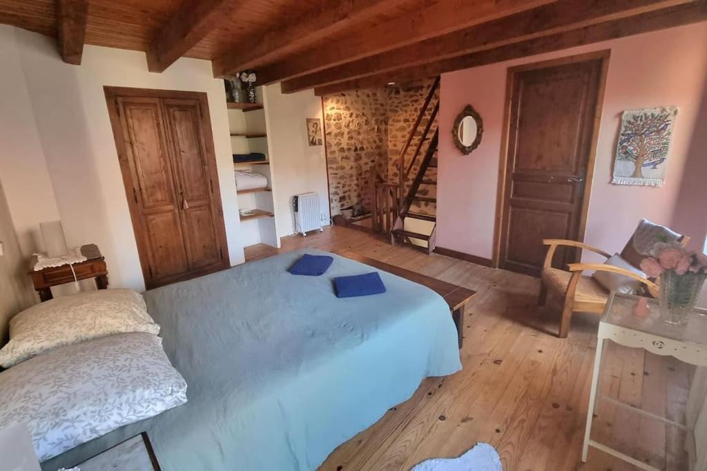 Photo of Bedroom in Saint-Floret