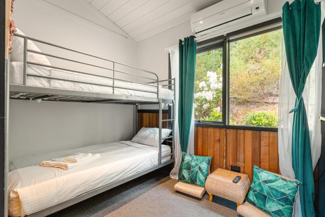 Photo of Bedroom in Emerald