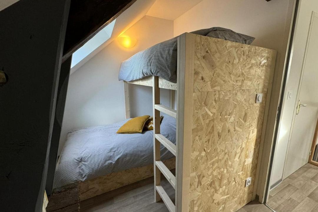 Photo of Bedroom in Courtenay