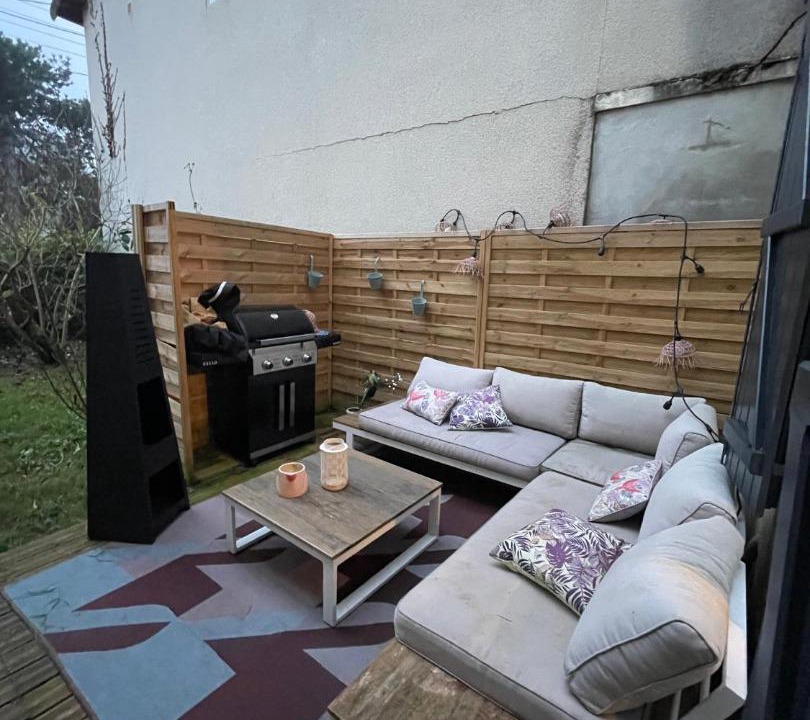 Photo of Others in Flore