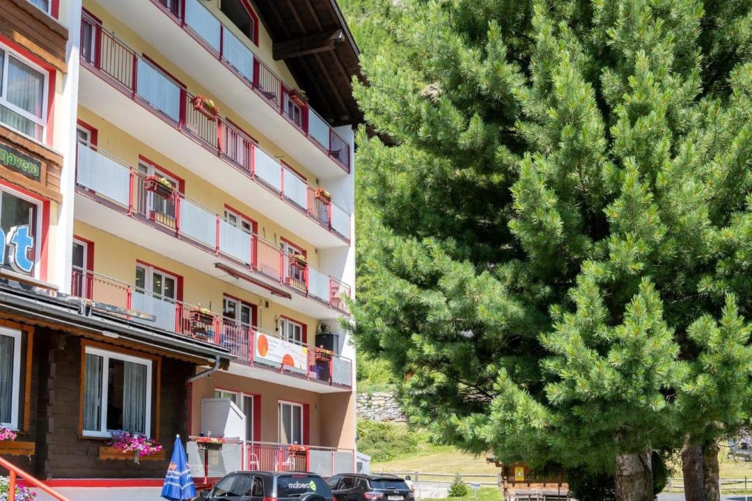 Photo of Others in Saas Grund