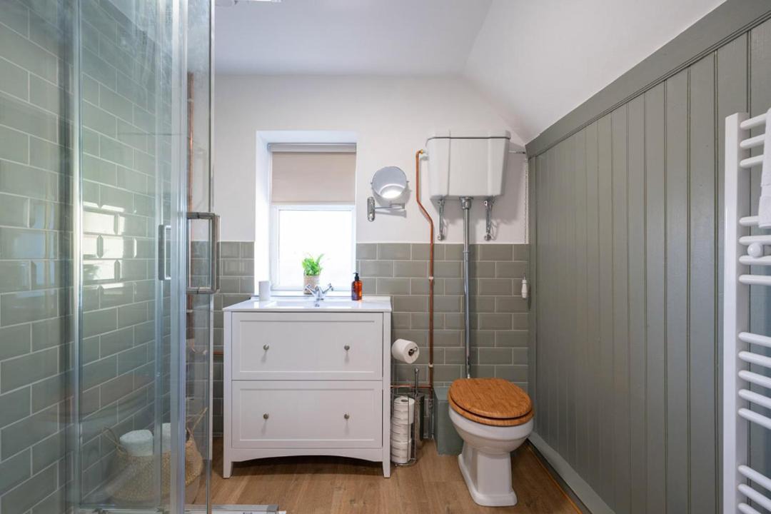 Photo of Bathroom in Ventnor