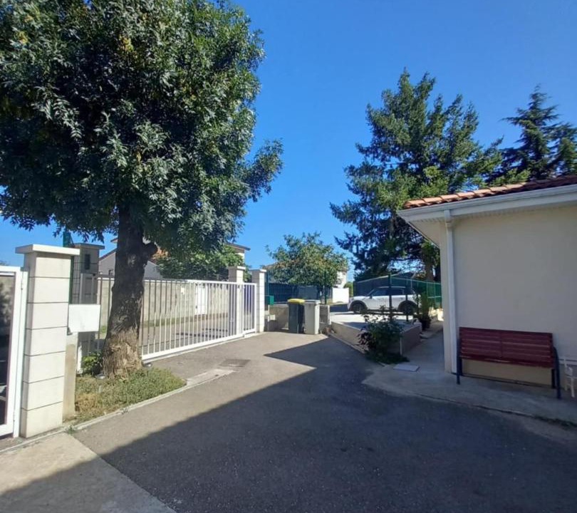 Photo of Others in Saint-Priest