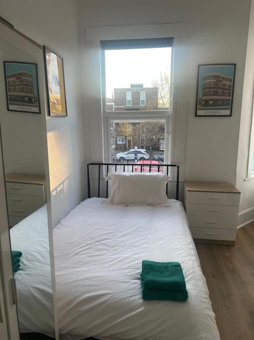 Photo of Bedroom in Vauxhall