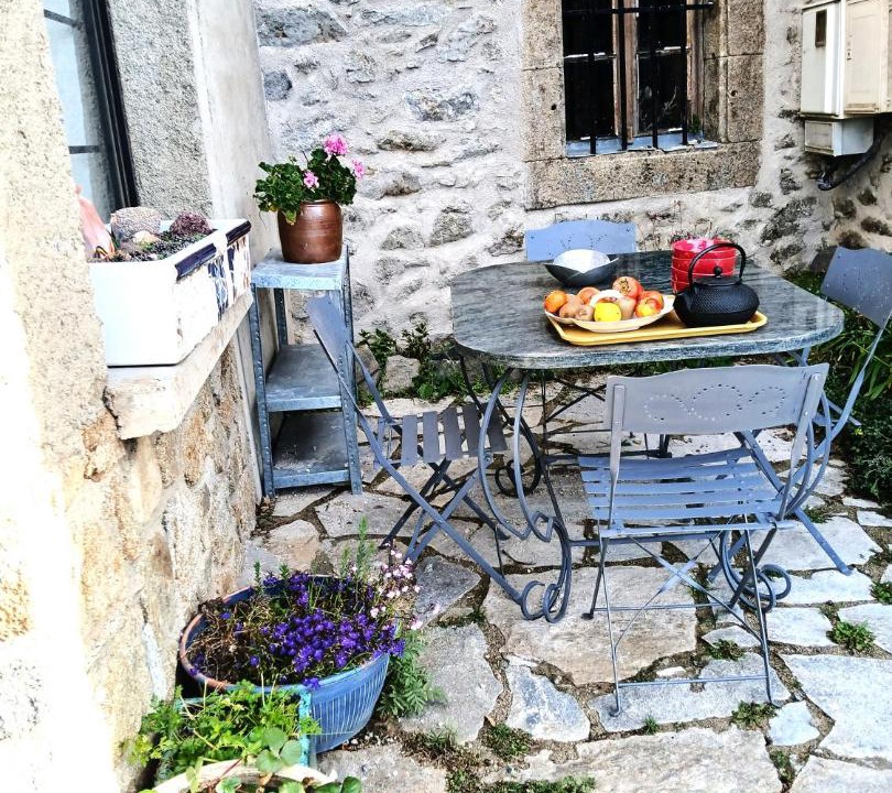 Photo of Others in Eyne