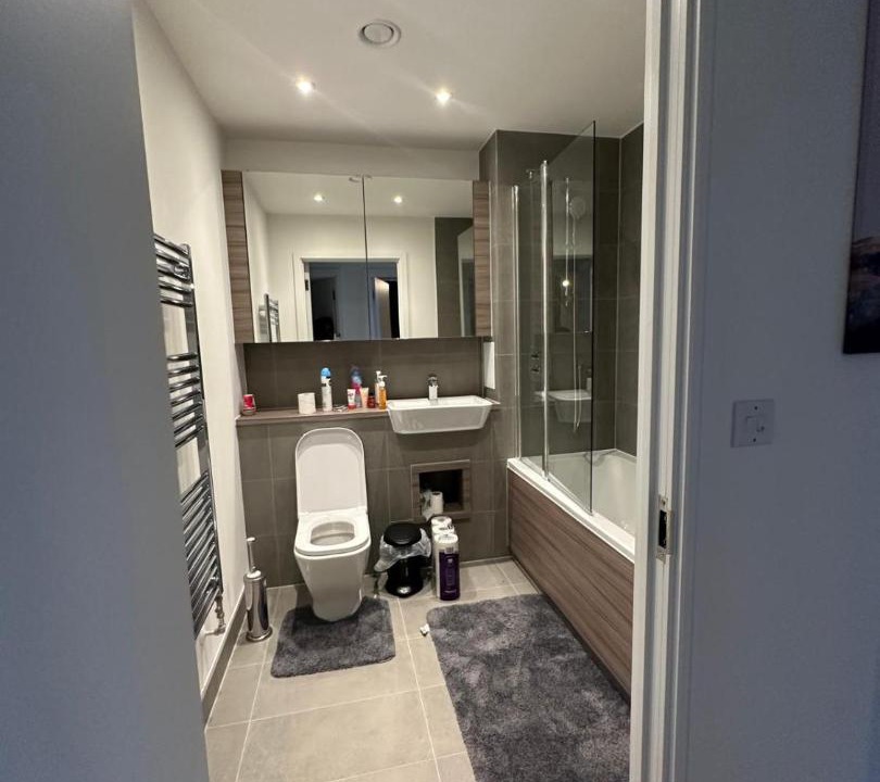 Photo of Bathroom in Gascoigne