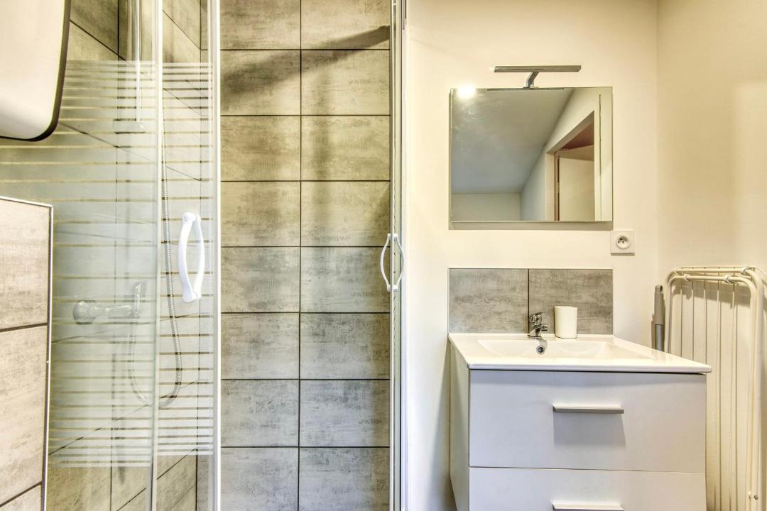 Photo of Bathroom in 5th Arrondissement