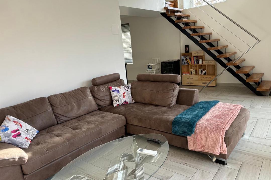 Photo of Livingroom in Damery