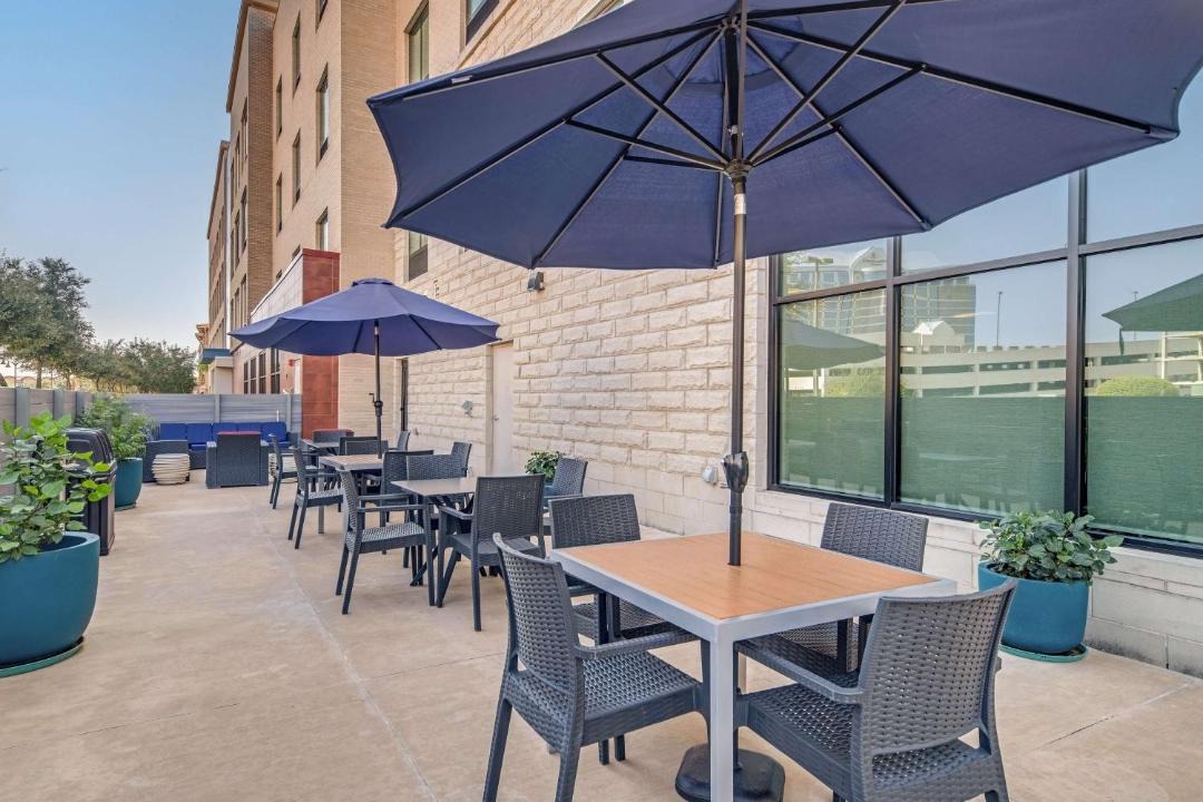 Photo of Patio Balcony in Farmers Branch