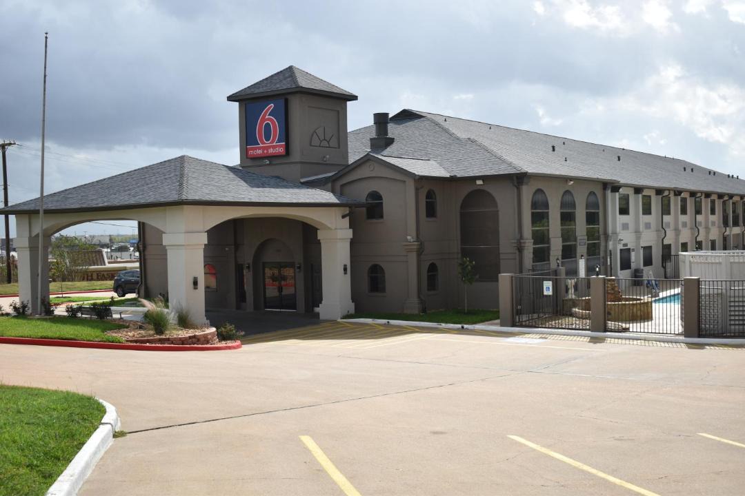 Photo of Others in Brenham