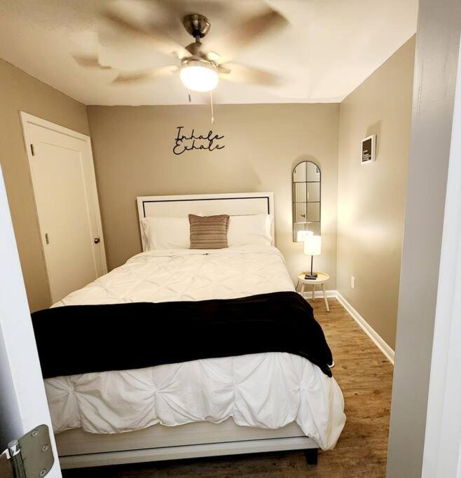 Photo of Bedroom in Mobile