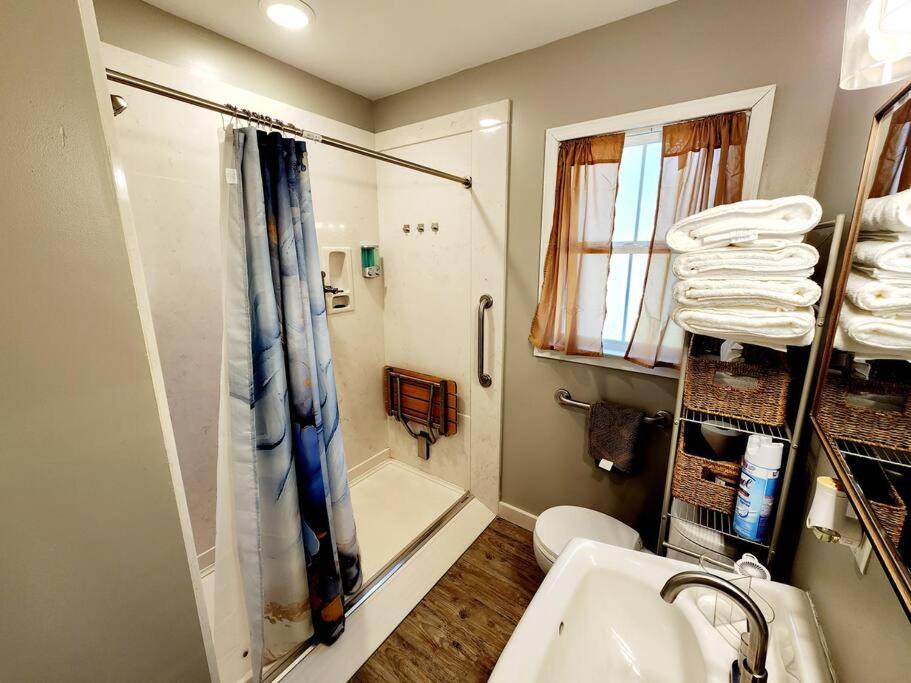 Photo of Bathroom in Mobile