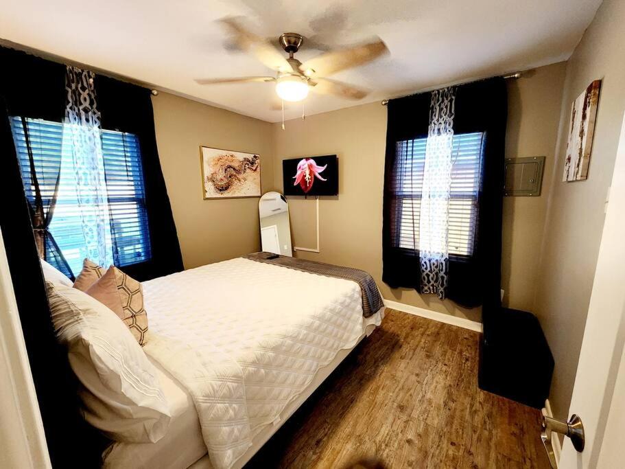 Photo of Bedroom in Mobile