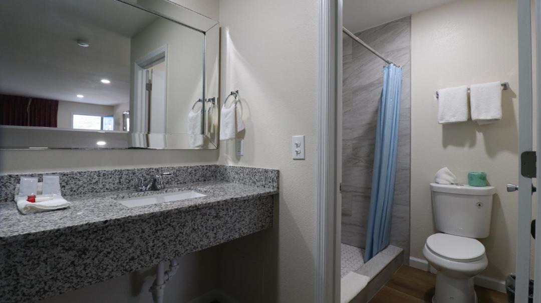 Photo of Bathroom in Cochran