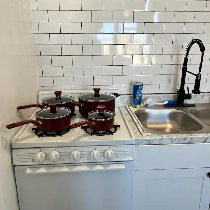 Photo of Kitchen in Seward Place