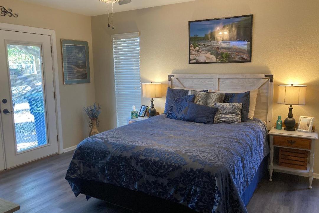 Photo of Bedroom in Canyon Lake