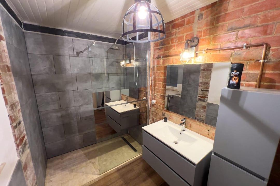 Photo of Bathroom in Ancerville