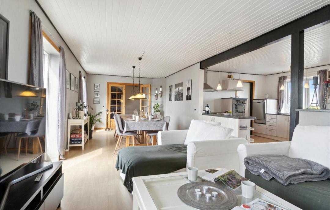 Photo of Others in Farso