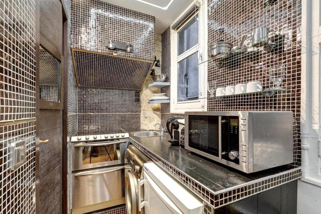 Photo of Kitchen in Saint-Merri