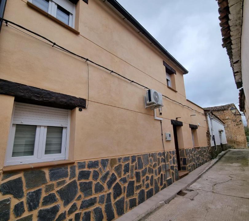 Photo of Buildings in Pajaroncillo