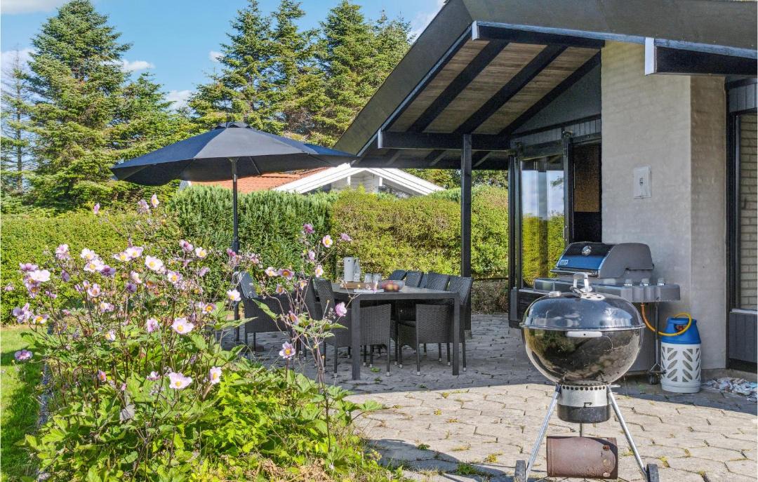 Photo of Others in Fej