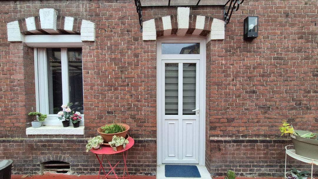 Photo of Patio Balcony in Quartier Saint-Clement - Jardin des Plantes