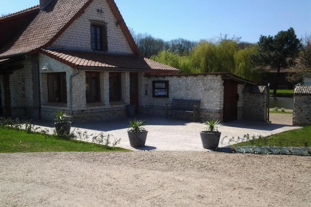 Photo of Others in Lepine