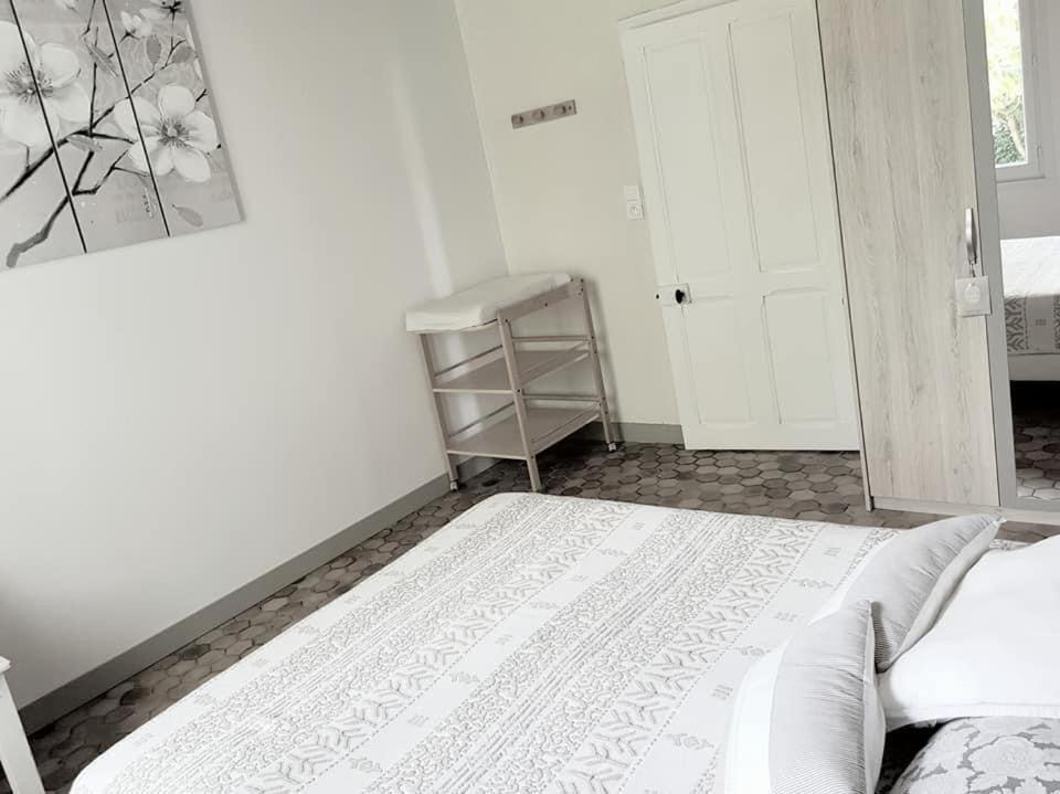 Photo of Bedroom in Avrille